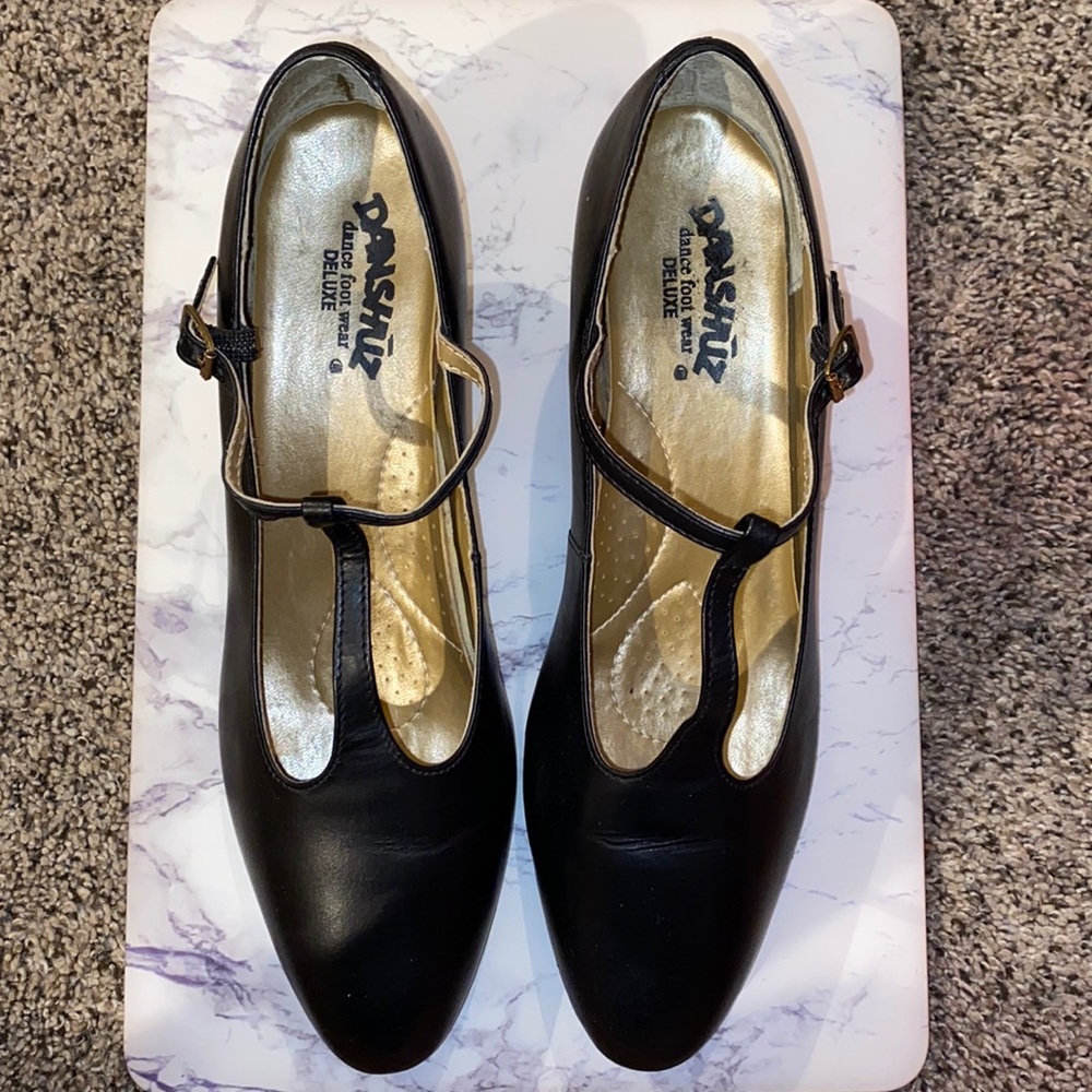 1.5” Character Heels